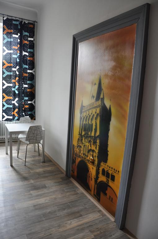 Onefam Home Praga Quarto foto
